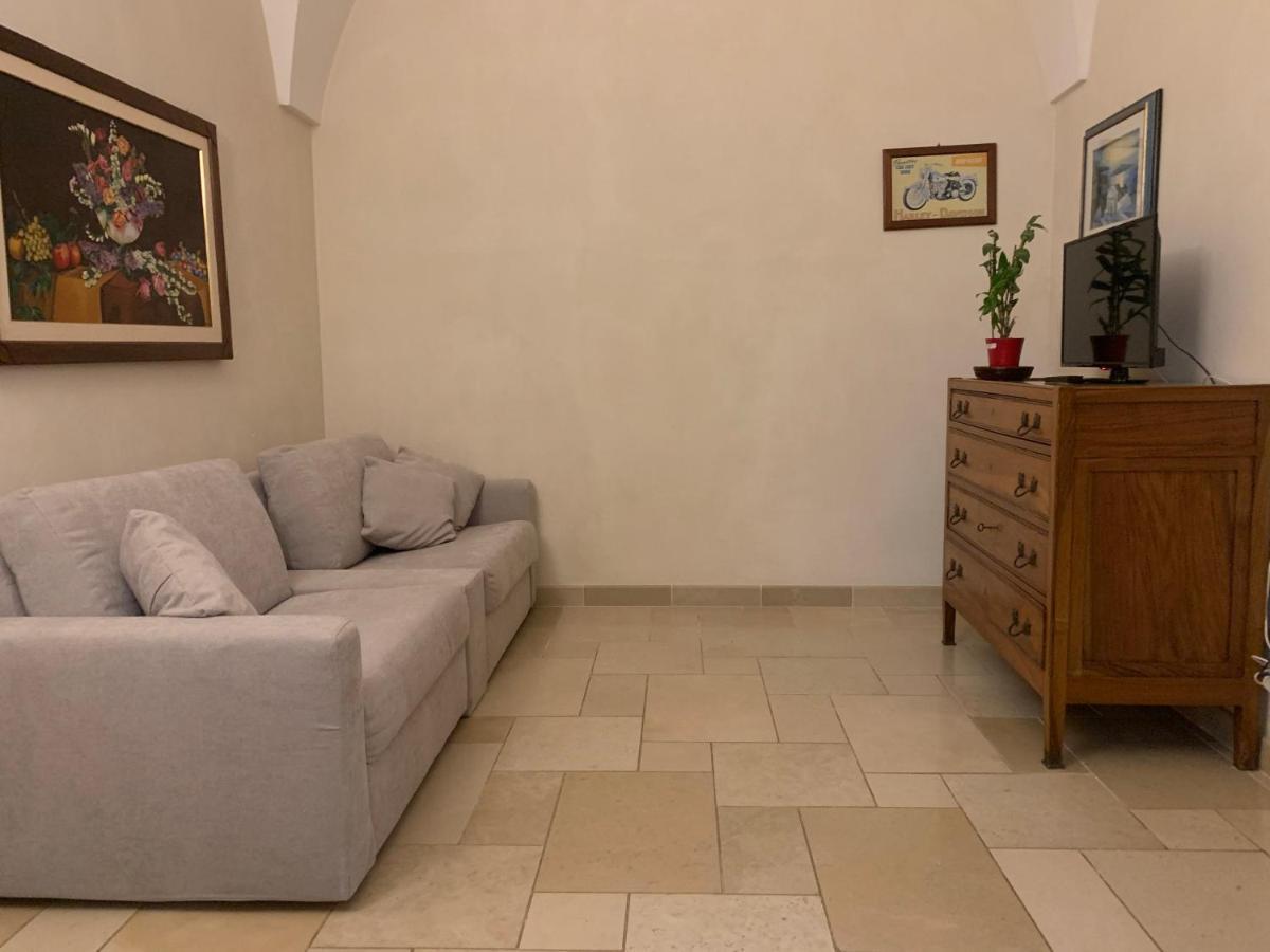 Palazzo Dei Gesuiti Appartamento Con Terrazza Privata 莫诺波利 外观 照片