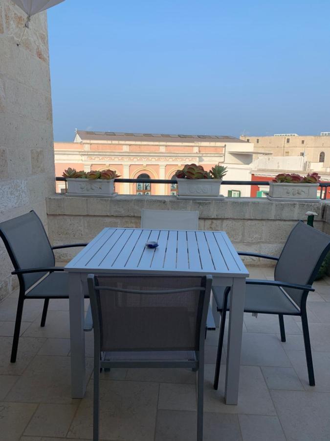 Palazzo Dei Gesuiti Appartamento Con Terrazza Privata 莫诺波利 外观 照片