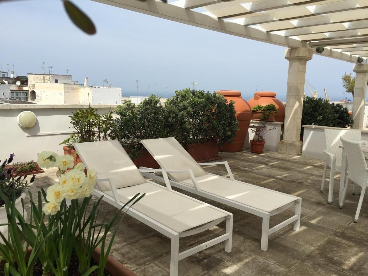 Palazzo Dei Gesuiti Appartamento Con Terrazza Privata 莫诺波利 外观 照片