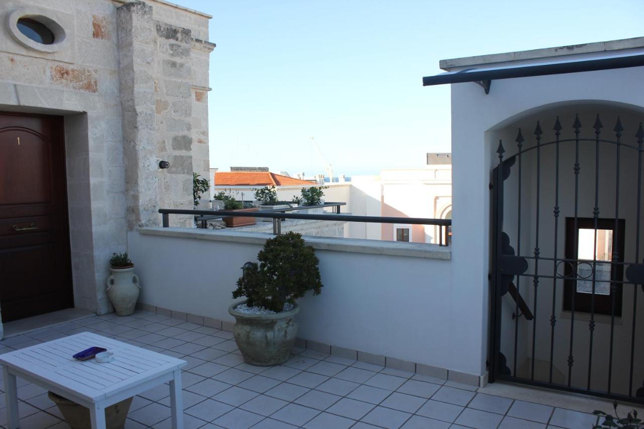 Palazzo Dei Gesuiti Appartamento Con Terrazza Privata 莫诺波利 外观 照片