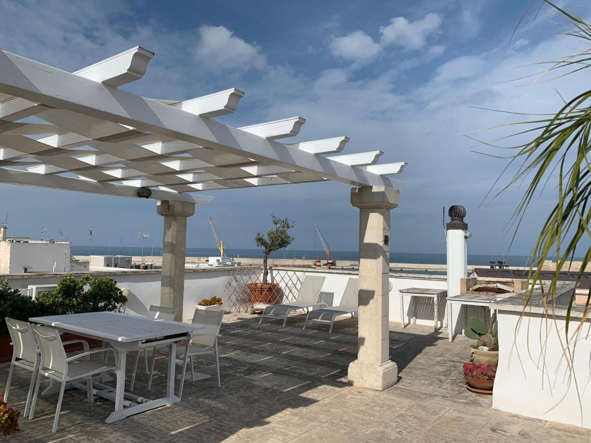 Palazzo Dei Gesuiti Appartamento Con Terrazza Privata 莫诺波利 外观 照片