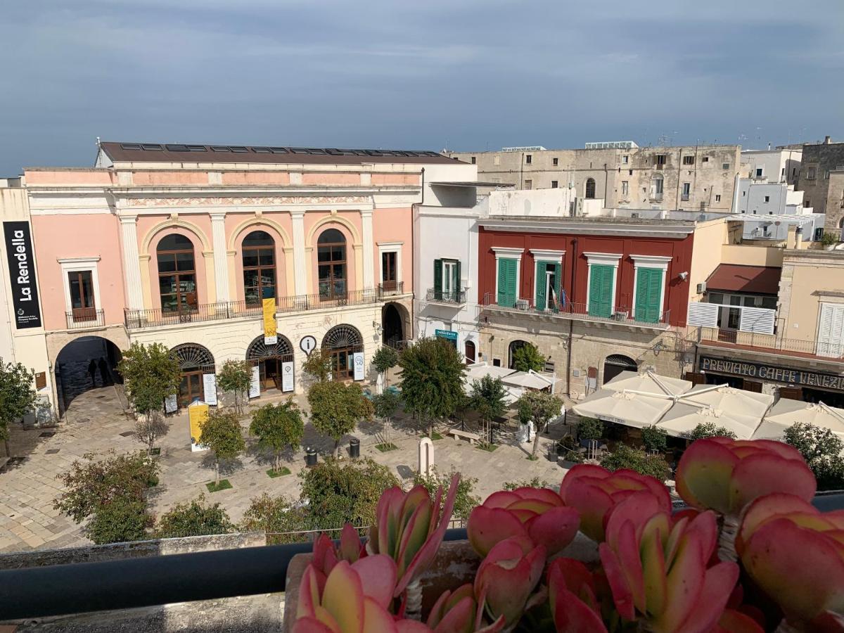 Palazzo Dei Gesuiti Appartamento Con Terrazza Privata 莫诺波利 外观 照片