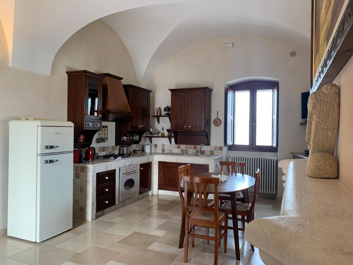Palazzo Dei Gesuiti Appartamento Con Terrazza Privata 莫诺波利 外观 照片