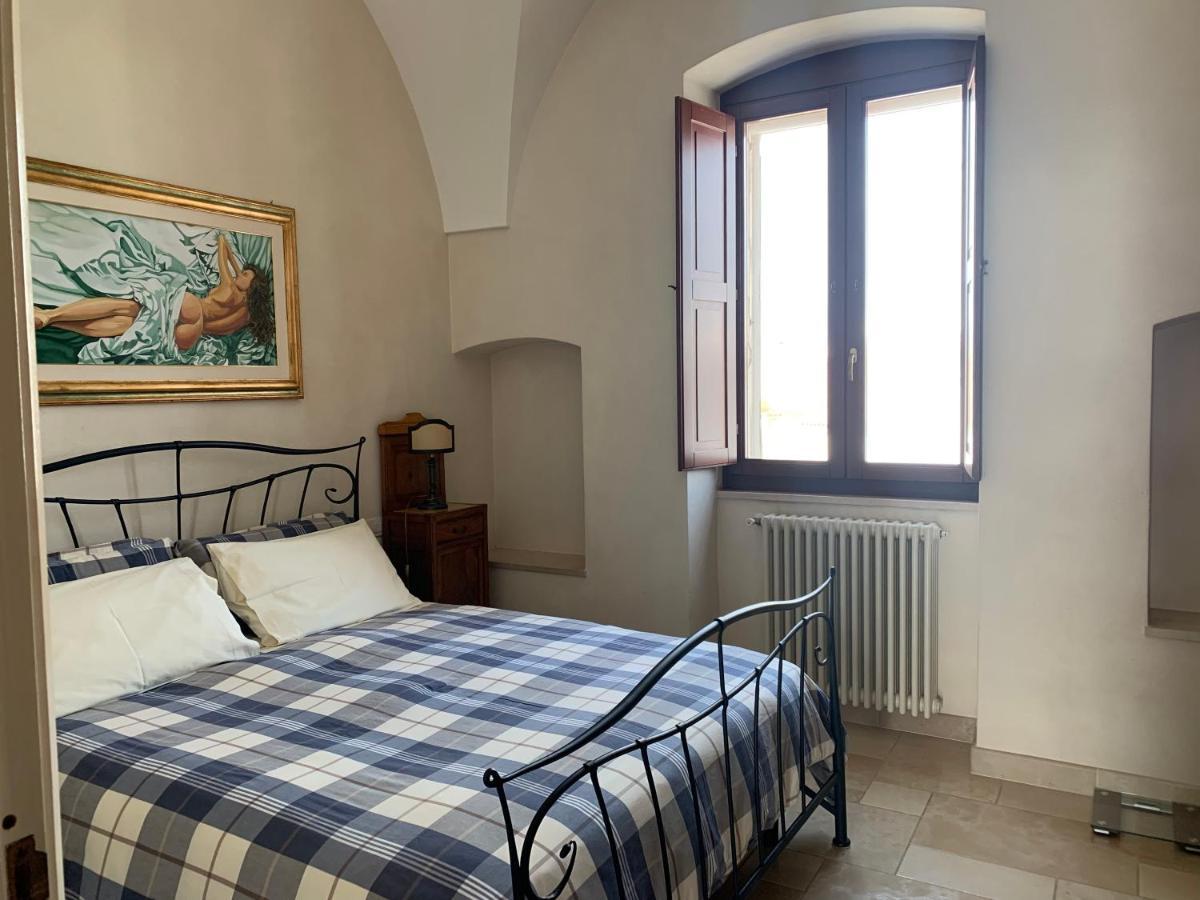 Palazzo Dei Gesuiti Appartamento Con Terrazza Privata 莫诺波利 外观 照片
